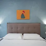 Nazzarooms